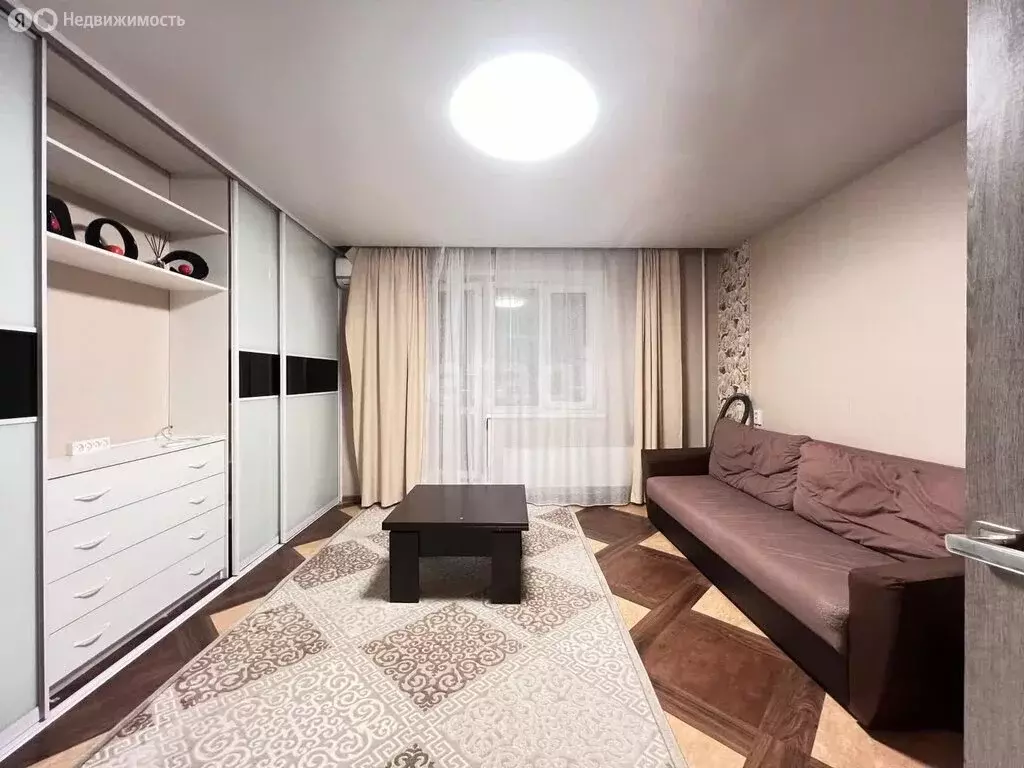 2-комнатная квартира: Курган, улица 9 Мая, 4Б/1 (56.4 м) - Фото 1