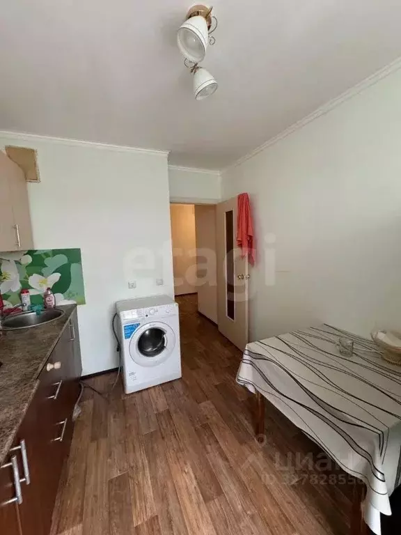 2-к кв. Тюменская область, Исетский муниципальный округ, пос. ... - Фото 1