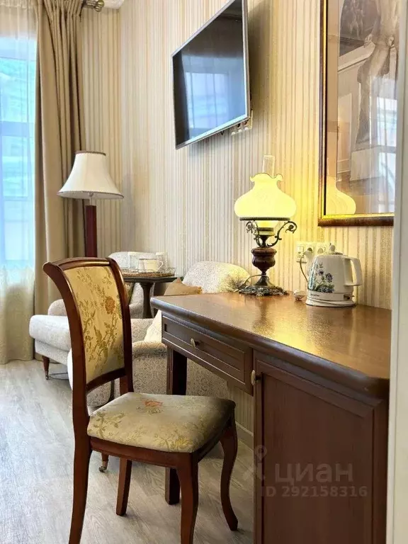 Комната Санкт-Петербург просп. Большой Васильевского острова, 21 (24.0 ... - Фото 1