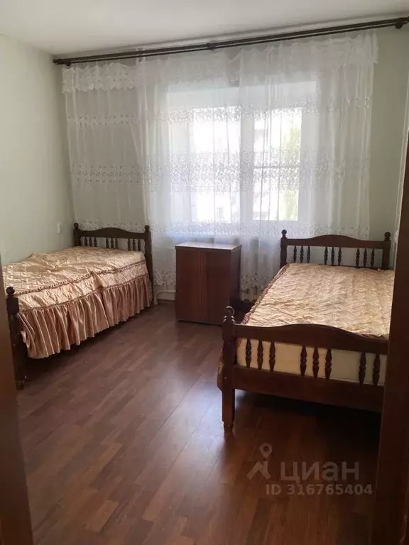 2-к кв. Саратовская область, Саратов проезд 7-й Дегтярный, 1а (65.0 м) - Фото 1