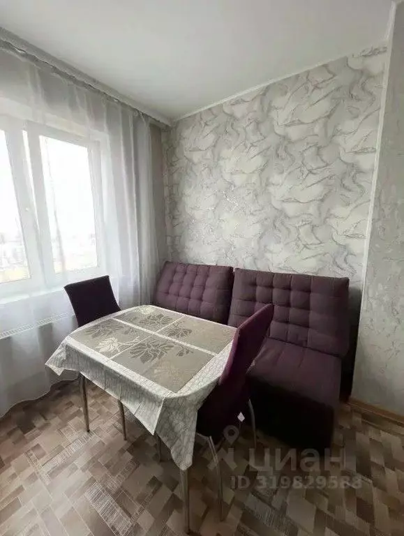 1-к кв. Красноярский край, Красноярск ул. Чернышевского, 110 (35.0 м) - Фото 0