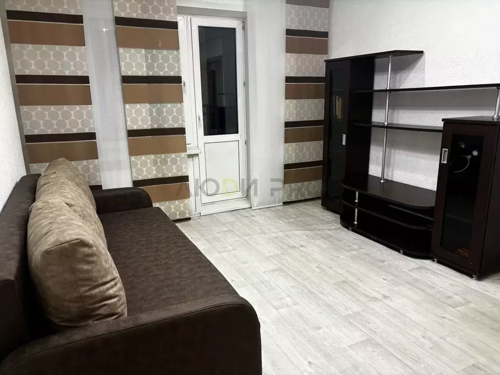 1-к кв. Кировская область, Киров ул. Энтузиастов, 15к1 (33.0 м) - Фото 1