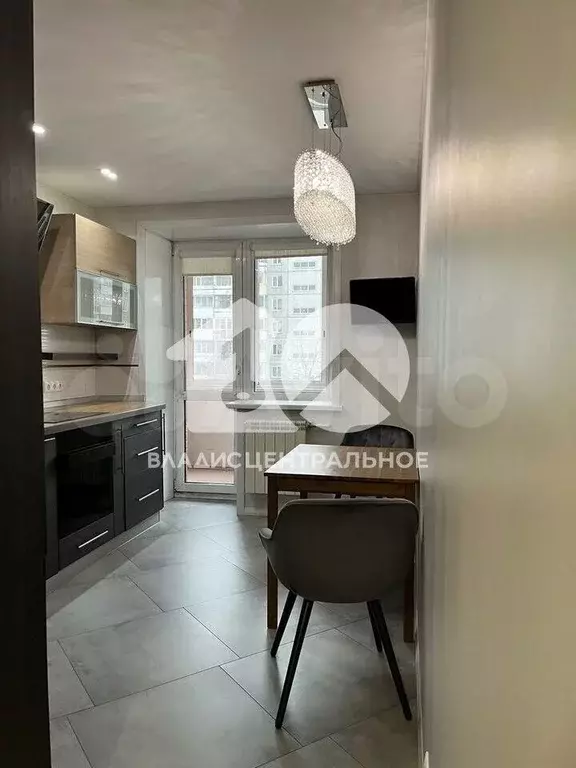 2-к. квартира, 54 м, 2/10 эт. - Фото 1