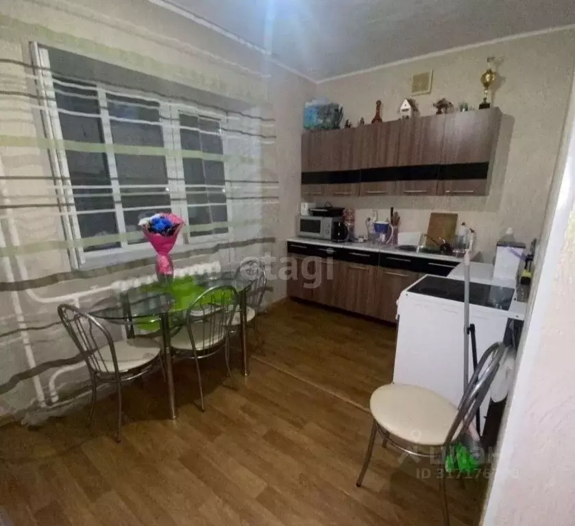 2-к кв. Амурская область, с. Ивановка ул. Кирова, 67 (62.7 м) - Фото 0