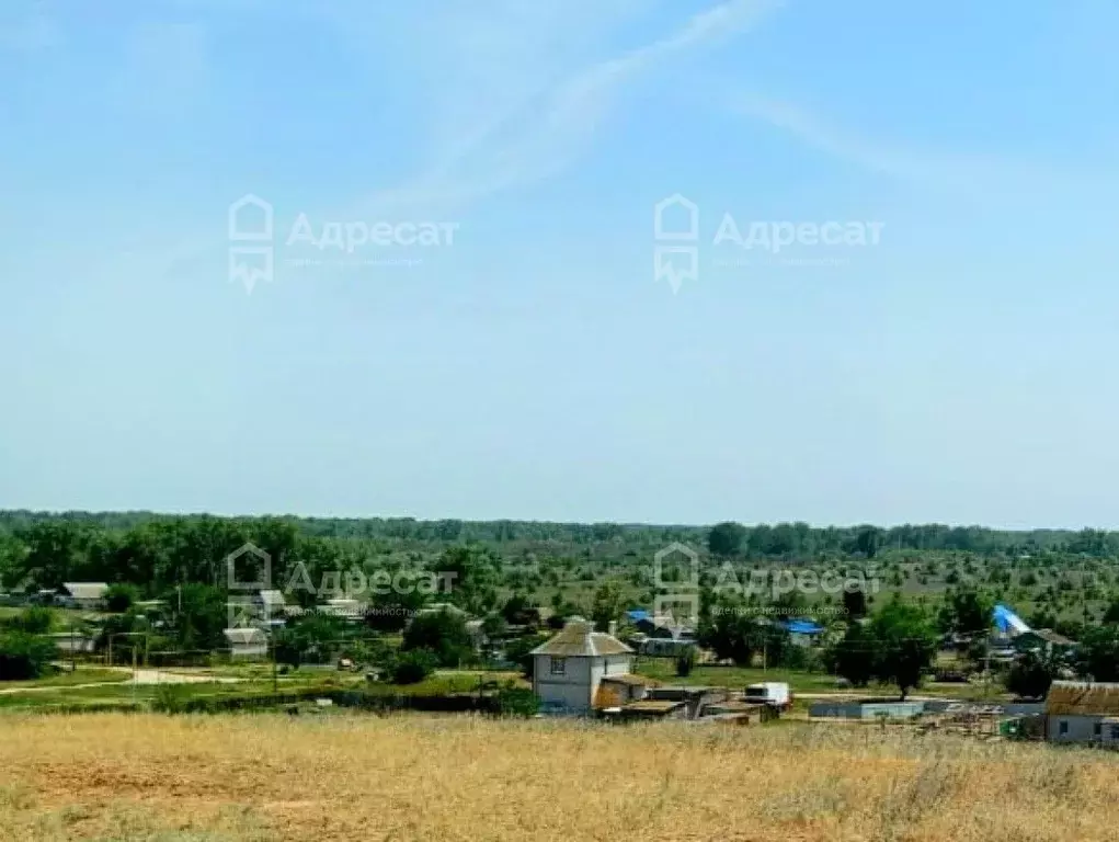 Дом в Волгоградская область, Среднеахтубинский район, Красное с/пос, ... - Фото 1