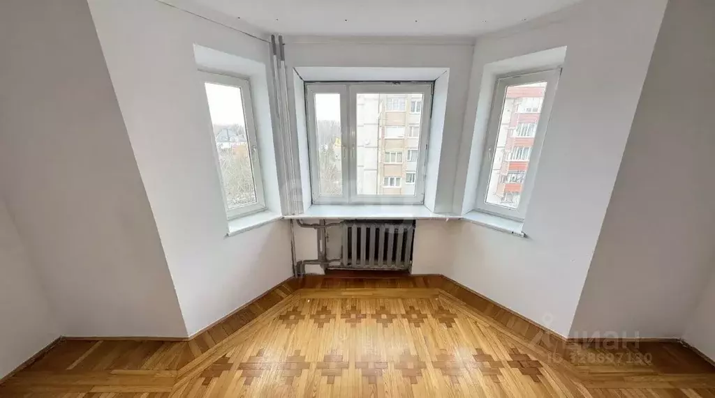 3-к кв. Калининградская область, Калининград ул. Виктора Талалихина, 8 ... - Фото 2