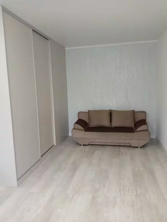 1-к кв. Хакасия, Черногорск ул. Генерала Тихонова, 11Б (38.0 м) - Фото 1