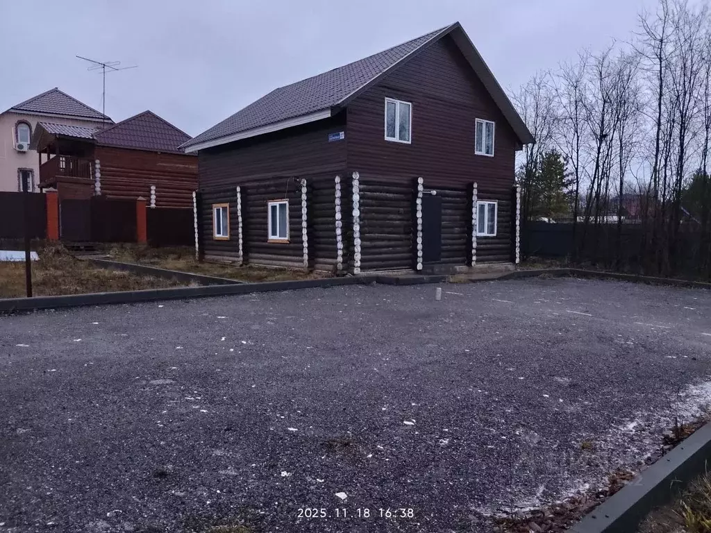 Дом в Пермский край, Добрянский муниципальный округ, Полазна рп  (142 ... - Фото 1