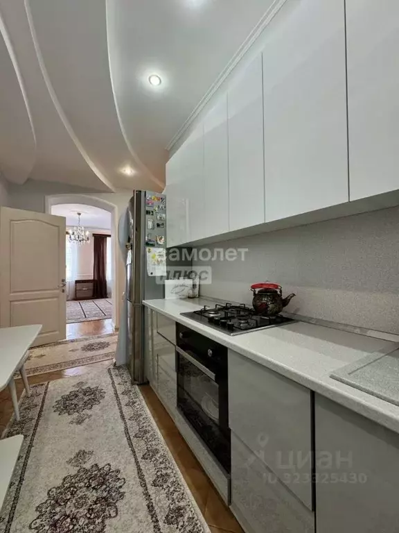 2-к кв. Кабардино-Балкария, Нальчик Кабардинская ул., 15 (73.0 м) - Фото 2