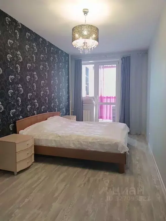 3-к кв. Свердловская область, Екатеринбург ул. Токарей, 40 (84.0 м) - Фото 1