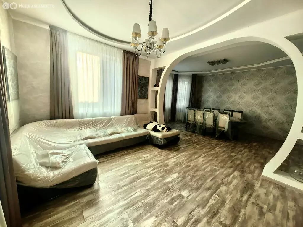 Дом в Ейск, Ромашковая улица (270 м) - Фото 1