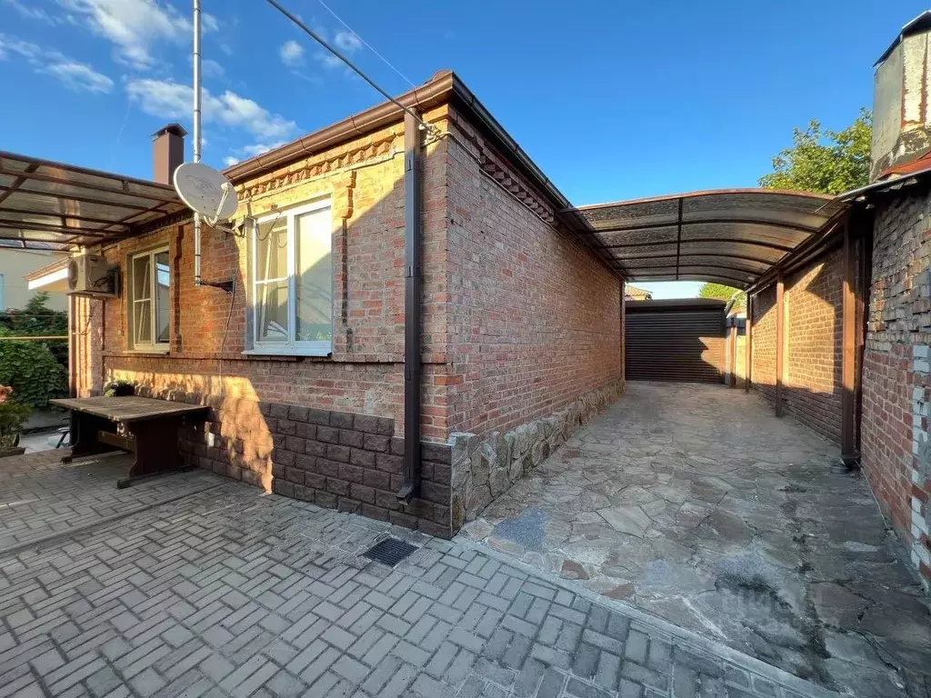 Дом в Ростовская область, Ростов-на-Дону Завкомовская ул., 49 (67 м) - Фото 1