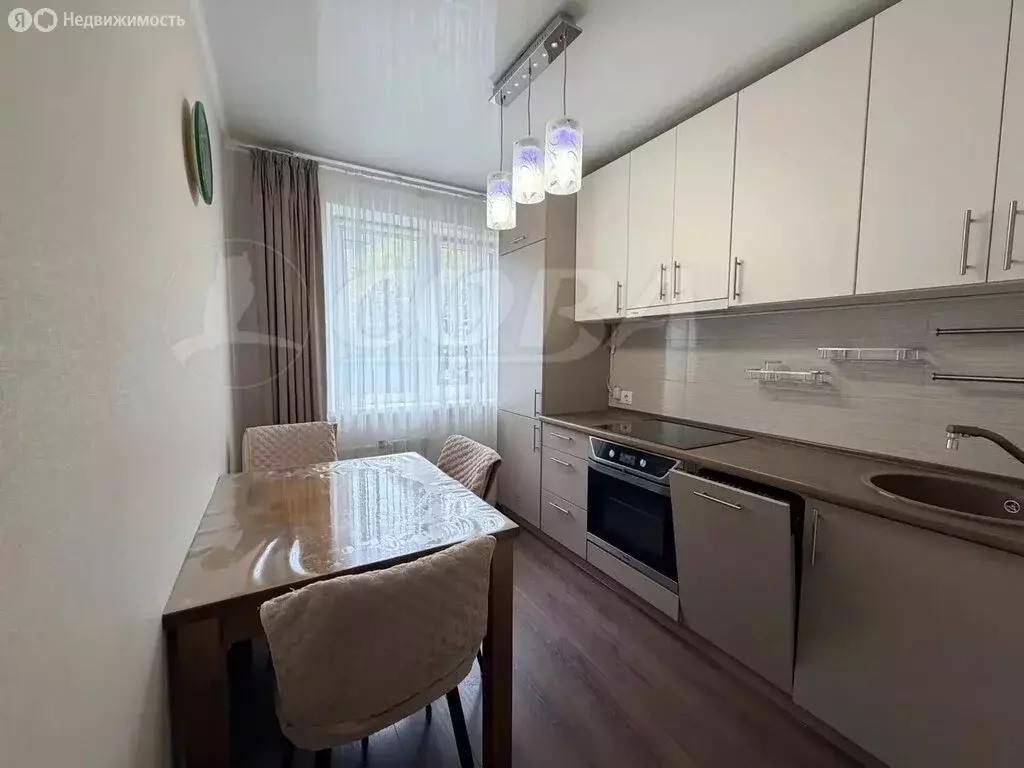 2-комнатная квартира: Тюмень, Фабричная улица, 6 (45.4 м) - Фото 2