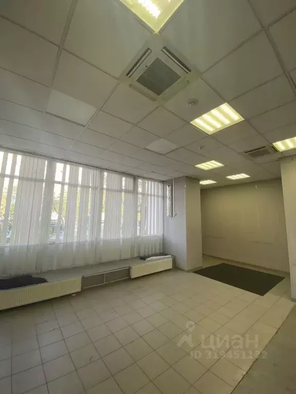 Помещение свободного назначения в Москва ул. Корнейчука, 44 (65 м) - Фото 1