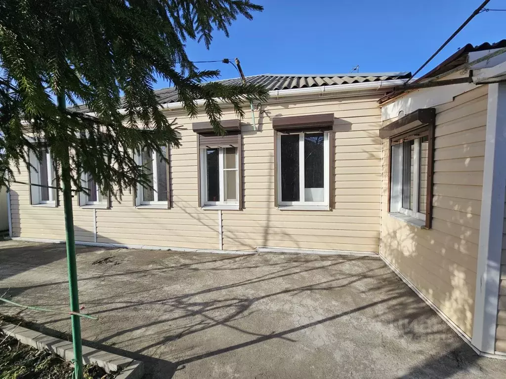 Дом в Ростовская область, Батайск ул. Кутузова, 32 (70 м) - Фото 1