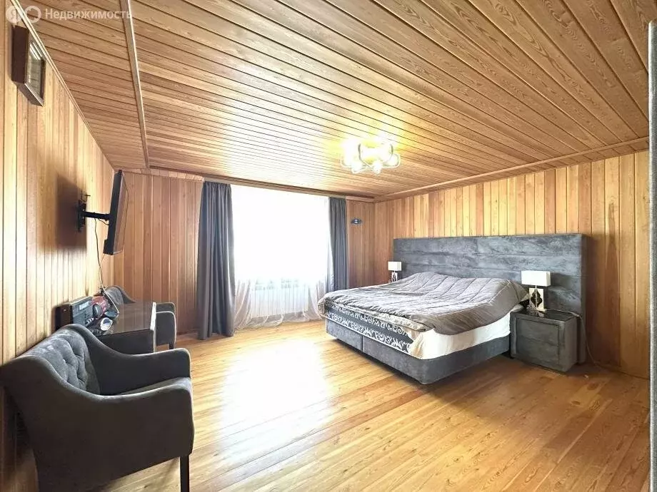 Дом в село Польное Ялтуново, Набережная улица, 5 (224 м) - Фото 1