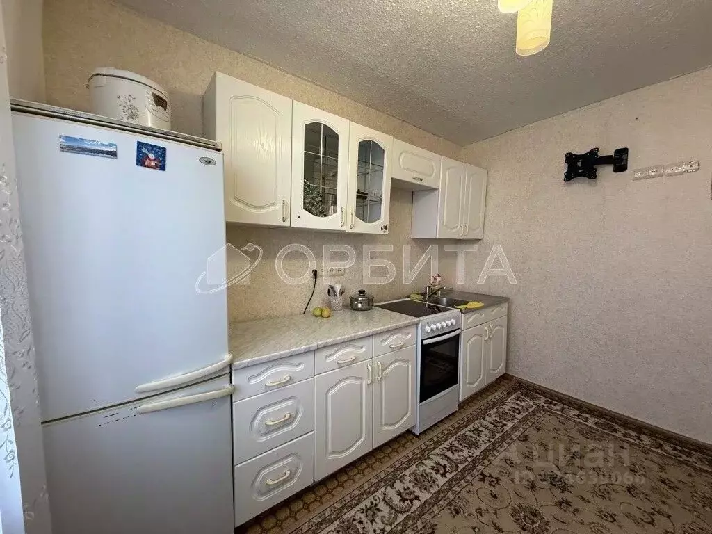 1-к кв. Тюменская область, Тюмень ул. Пермякова, 7а (32.7 м) - Фото 1