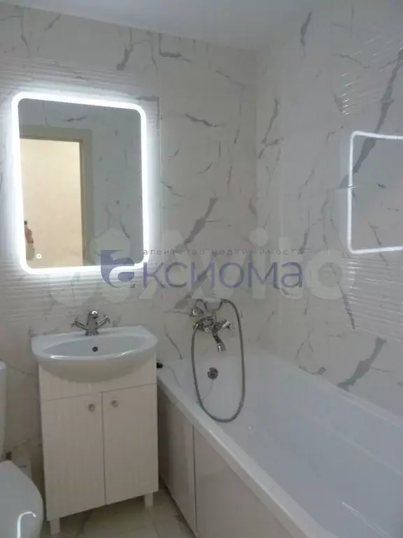 1-к. квартира, 38 м, 9/9 эт. - Фото 0