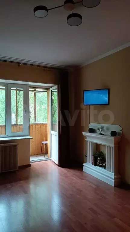 1-к. квартира, 30,4 м, 2/5 эт. - Фото 0