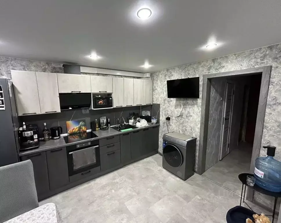 1-к кв. Коми, Микунь Усть-Вымский район, Пионерская ул., 65 (60.7 м) - Фото 1