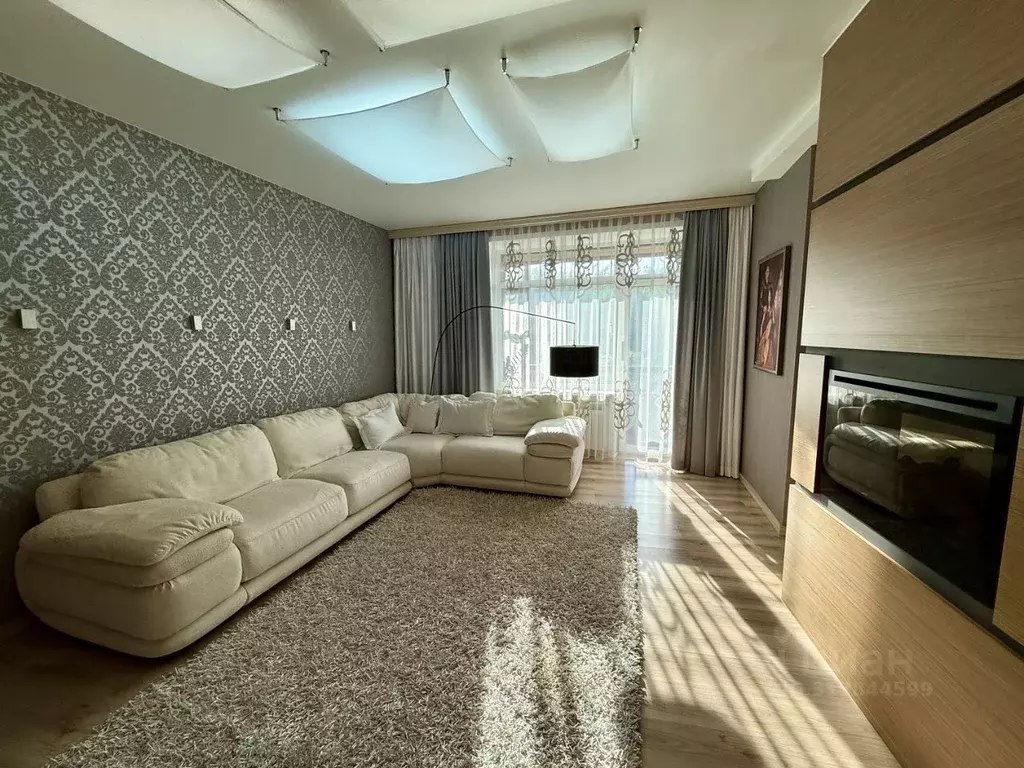 4-к кв. Новосибирская область, Новосибирск Кедровая ул., 53 (122.5 м) - Фото 1