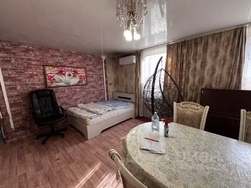 Дом в Краснодарский край, Темрюк ул. Мойка, 14 (90 м) - Фото 1