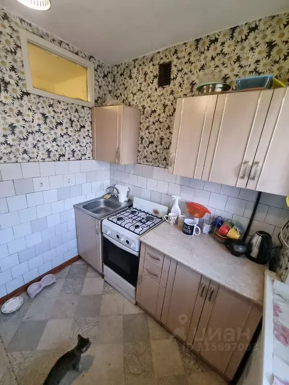 3-к кв. Омская область, Омск Привокзальный мкр, ул. Карбышева, 3В ... - Фото 1