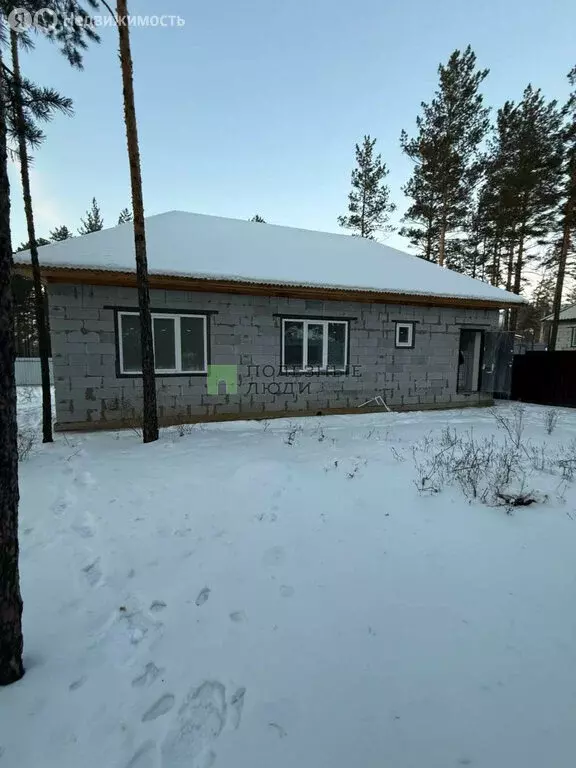 Дом в Читинский район, посёлок городского типа Атамановка (187 м) - Фото 1