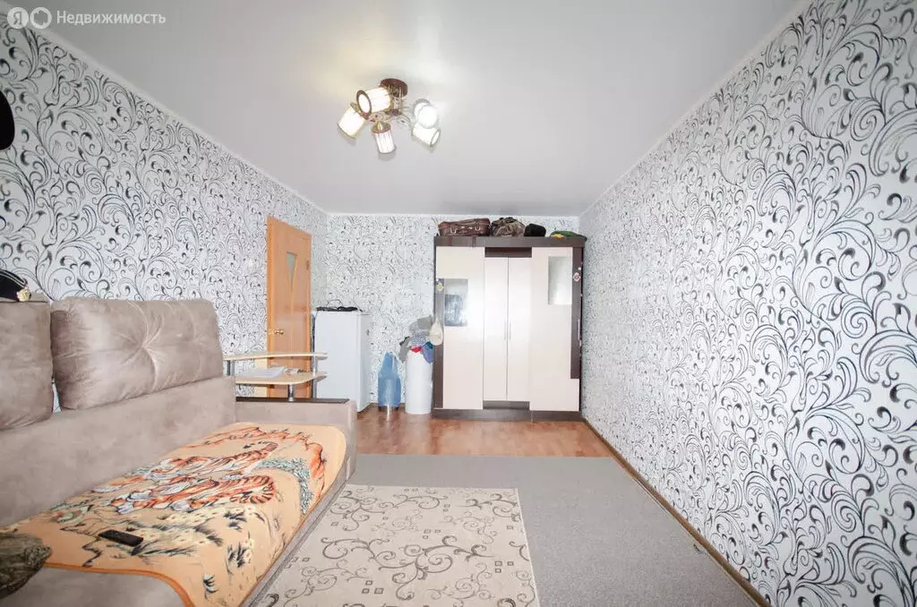 1-комнатная квартира: Заводоуковск, Сибирская улица, 2 (34.3 м) - Фото 2