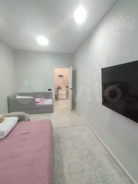 1-к. квартира, 41,5 м, 1/8 эт. - Фото 0