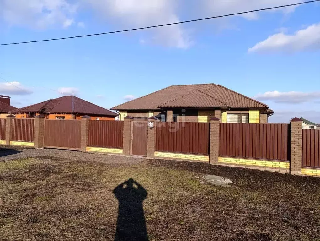 Дом в Белгородская область, Белгородский район, пос. Майский просп. ... - Фото 1