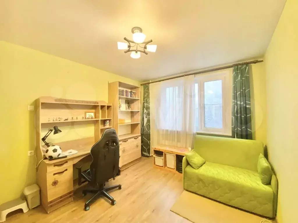 3-к. квартира, 74 м, 5/5 эт. - Фото 0