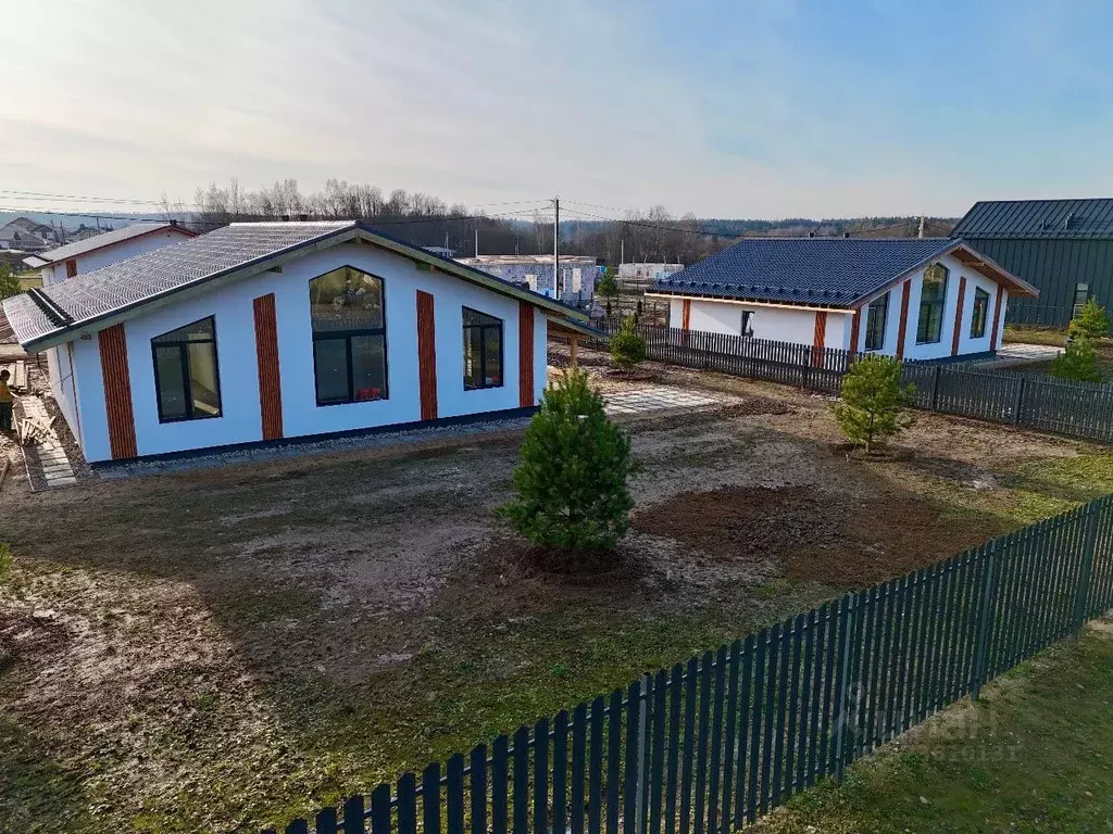 Дом в Калужская область, Жуковский муниципальный округ, Совхоз Победа ... - Фото 1