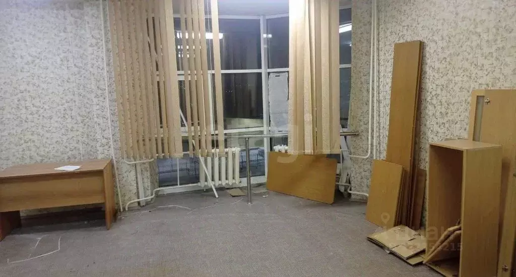 Офис в Ямало-Ненецкий АО, Новый Уренгой ул. Захаренкова, 2/3 (40 м) - Фото 1