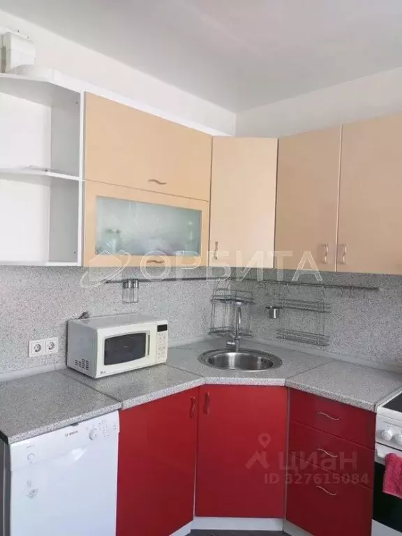 1-к кв. Тюменская область, Тюмень ул. Новоселов, 107к2 (27.7 м) - Фото 1