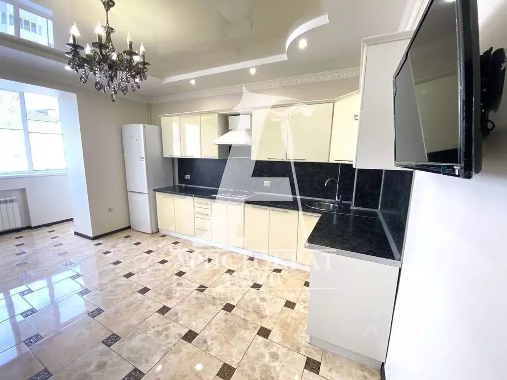 3-к кв. Ставропольский край, Пятигорск ул. Нежнова, 21К5 (91.4 м) - Фото 1