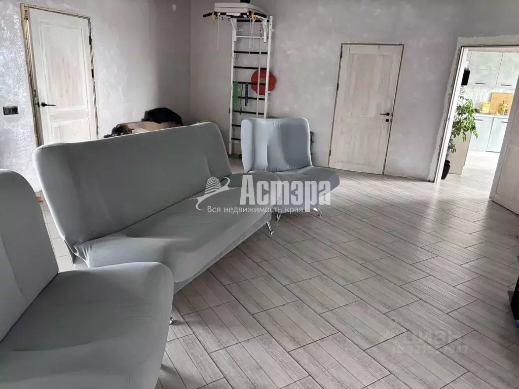 Дом в Забайкальский край, Чита ул. Кедровая (168 м) - Фото 1