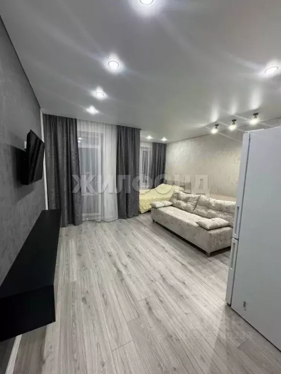 1-к кв. Хакасия, Абакан ул. Генерала Тихонова, 8 (32.8 м) - Фото 1