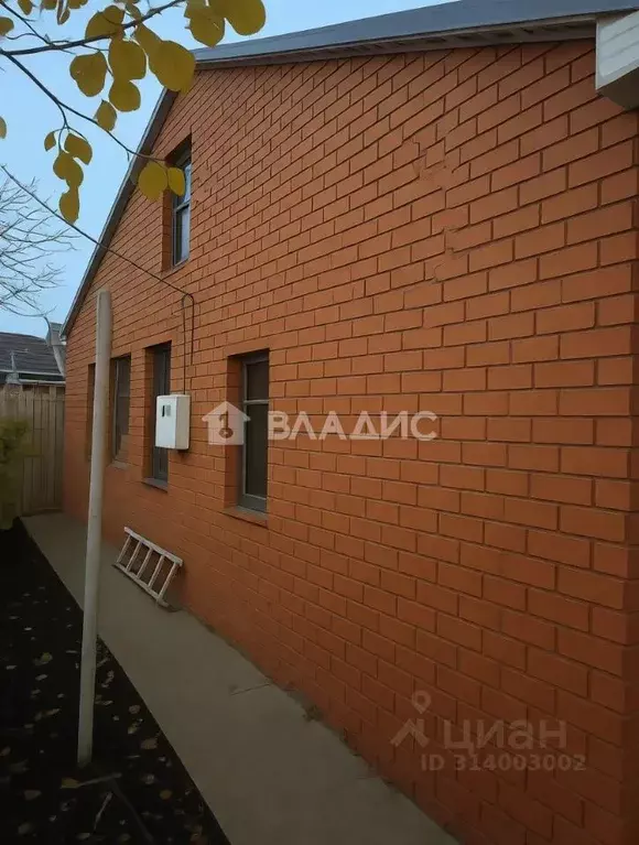 Дом в Краснодарский край, Ейское городское поселение, пос. ... - Фото 1