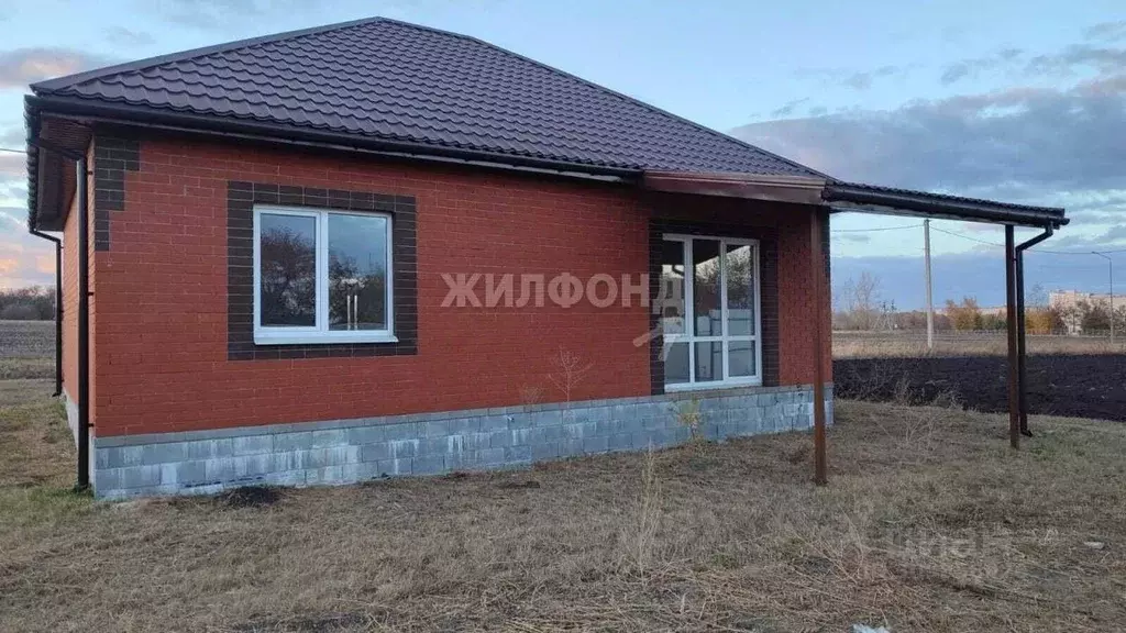 Дом в Белгородская область, Белгородский район, Поселок Октябрьский ... - Фото 1