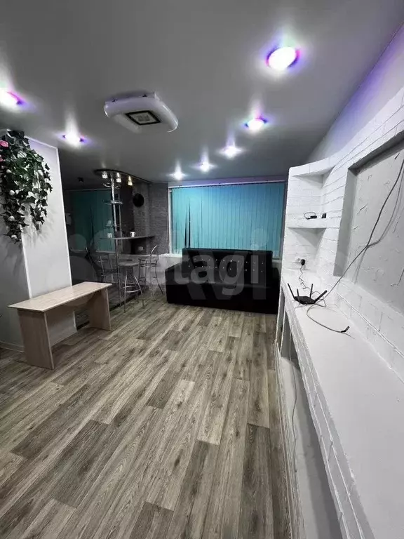 2-к. квартира, 41,8 м, 1/6 эт. - Фото 1