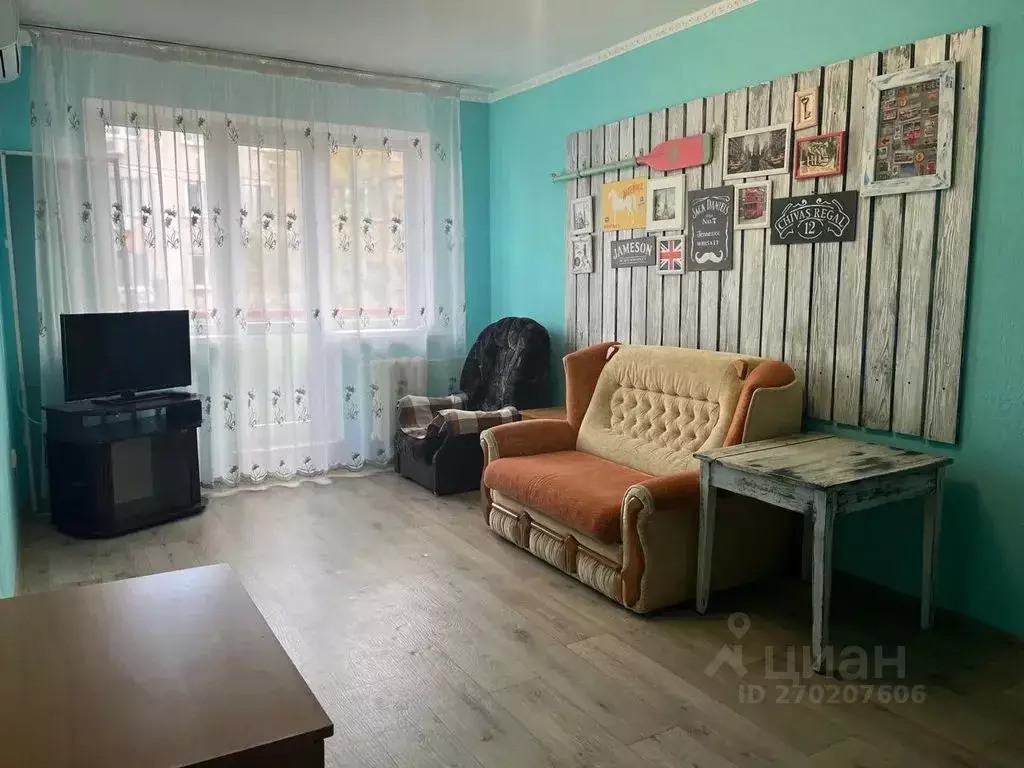 2-к кв. Крым, Керчь ул. Юных Ленинцев, 8 (45.0 м) - Фото 1