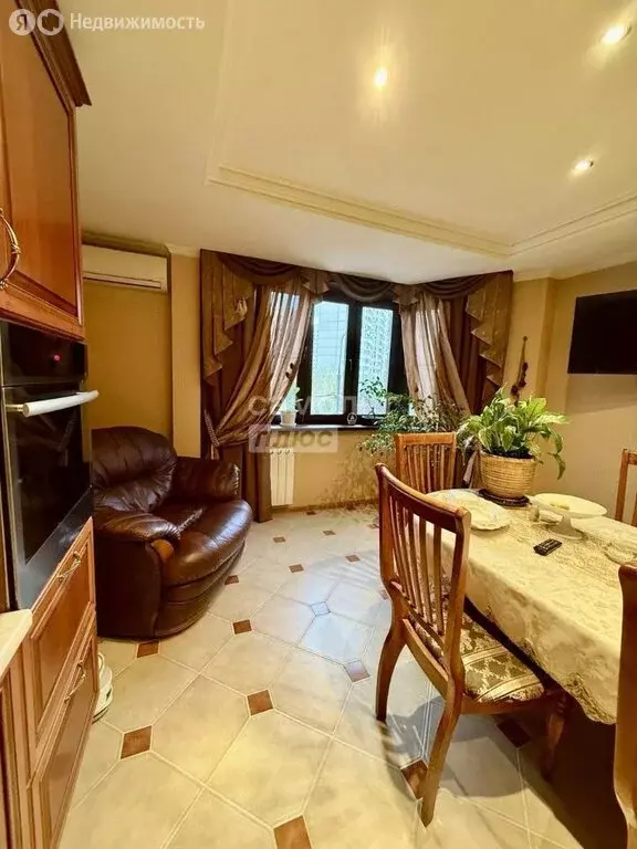 3-комнатная квартира: Красногорск, Красногорский бульвар, 7 (131 м) - Фото 1