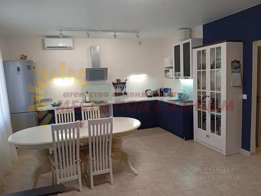 Дом в Краснодарский край, Ейское городское поселение, пос. Морской ул. ... - Фото 2