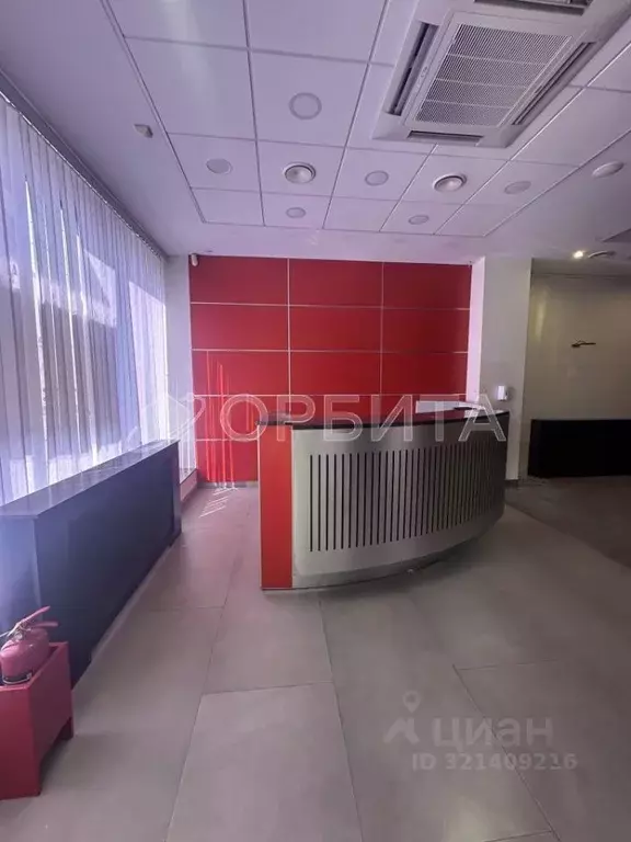 Помещение свободного назначения в Тюменская область, Тюмень Советская ... - Фото 1