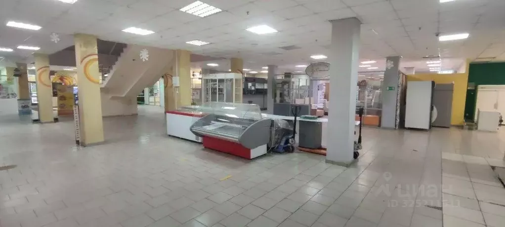 Торговая площадь в Самарская область, Тольятти ул. Свердлова, 13А (40 ... - Фото 2