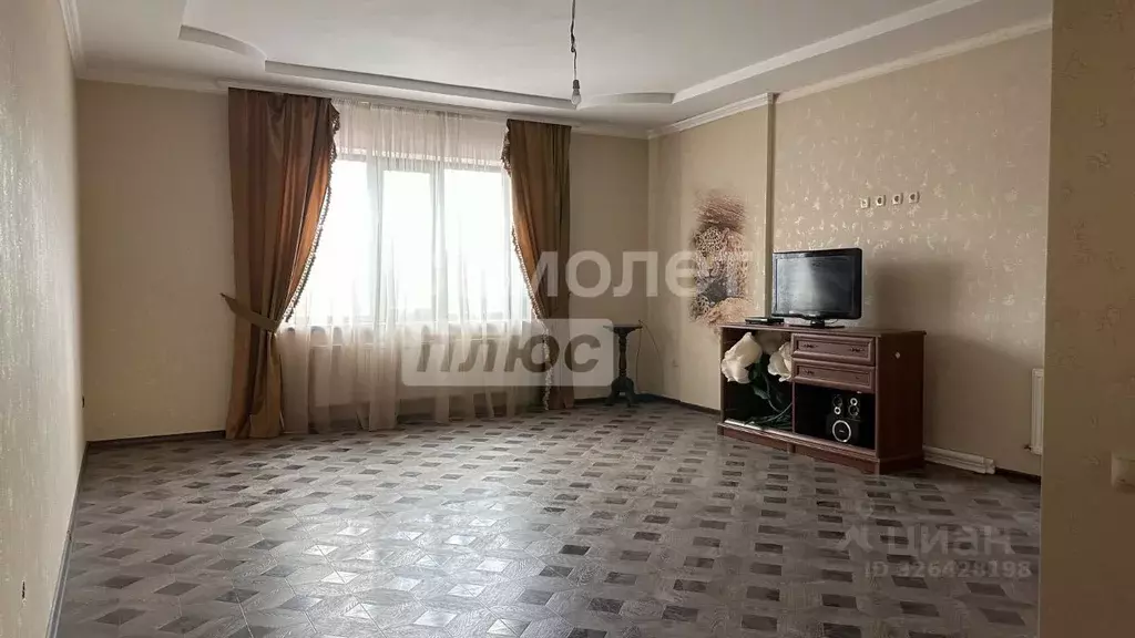 Дом в Краснодарский край, Кореновск Садовый пер., 10А (277 м) - Фото 1