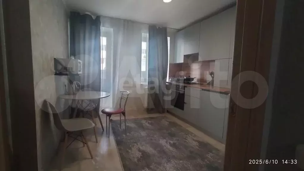 2-к. квартира, 79 м, 1/5 эт. - Фото 0