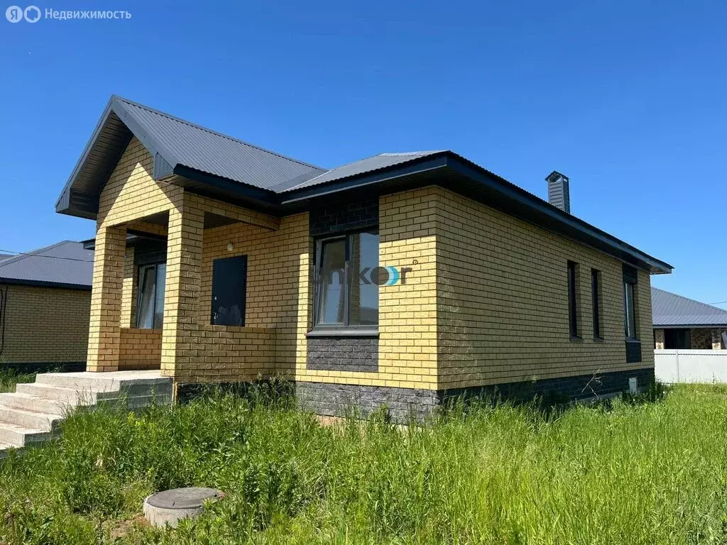 Дом в Нагаево, Салютная улица, 56 (100 м) - Фото 1
