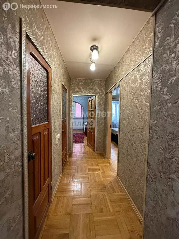 3-комнатная квартира: Ессентуки, улица Фридриха Энгельса, 34 (74 м) - Фото 1